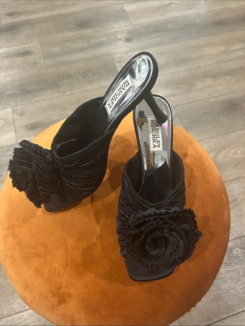 Badgley Mischka Black Rosette Slide Mules - Picture 3 of 5